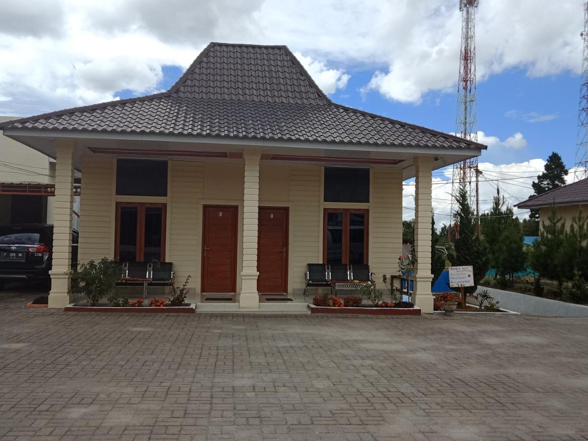Noah Hotel Silangit Siborongborong Exterior photo